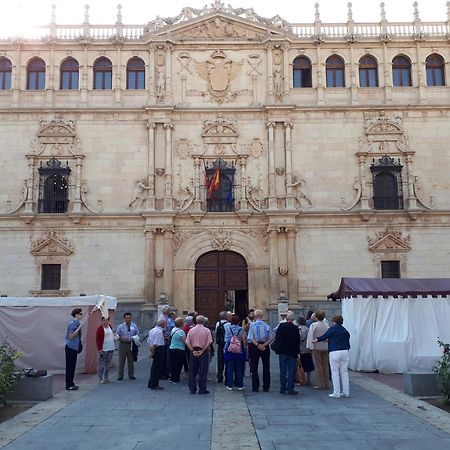 Casa De Huespedes Con Encanto El Sueno Del Quijote Acomodação com café da manhã Alcalá de Henares Exterior foto